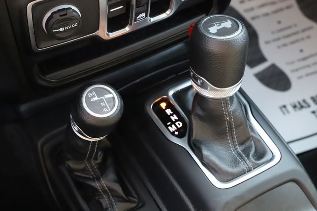 2025 Jeep Wrangler 4-Door Summit 4x4