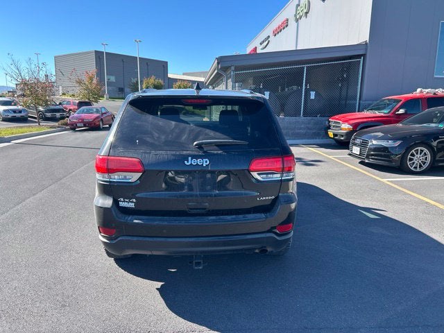 2019 Jeep Grand Cherokee Laredo 4x4