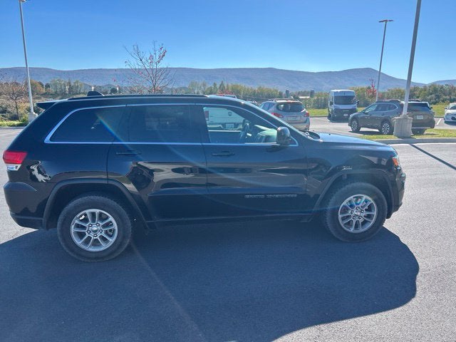 2019 Jeep Grand Cherokee Laredo 4x4
