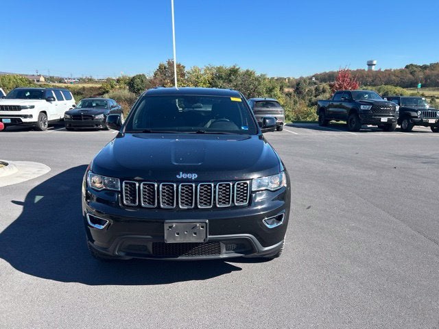 2019 Jeep Grand Cherokee Laredo 4x4