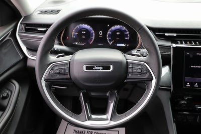 2023 Jeep Grand Cherokee Laredo 4x4