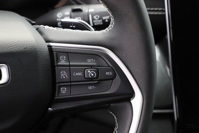 2023 Jeep Grand Cherokee Laredo 4x4