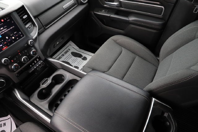 2022 RAM 1500 Big Horn Crew Cab 4x4 5'7' Box