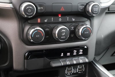 2022 RAM 1500 Big Horn Crew Cab 4x4 5'7' Box