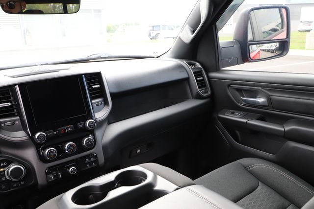 2025 RAM 1500 Warlock Crew Cab 4x4 5'7' Box