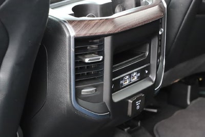 2025 RAM 1500 Laramie Crew Cab 4x4 5'7' Box