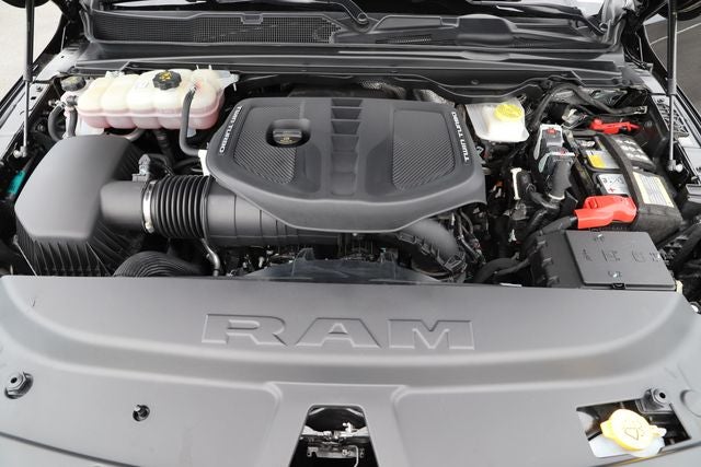2025 RAM 1500 Limited Crew Cab 4x4 6'4' Box