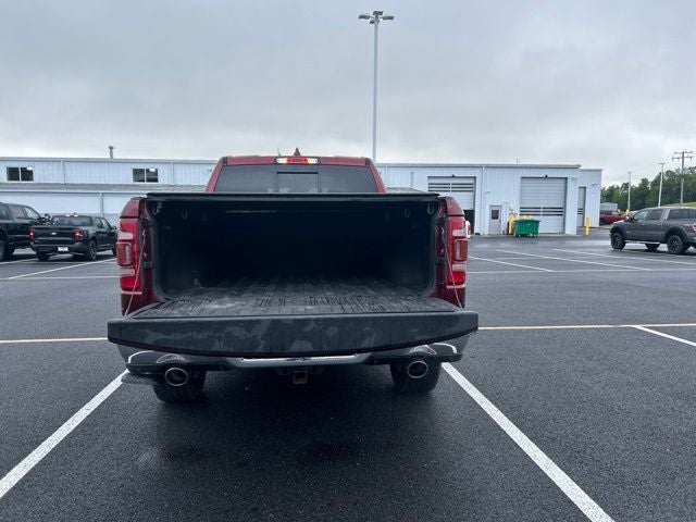 2019 RAM 1500 Laramie Crew Cab 4x4 6'4' Box
