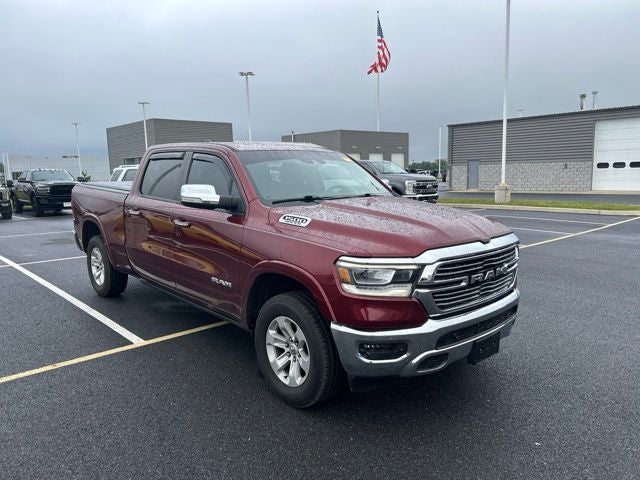 2019 RAM 1500 Laramie Crew Cab 4x4 6'4' Box