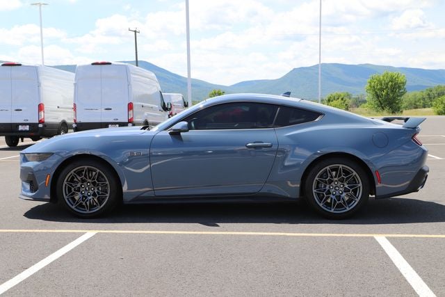 2025 Ford Mustang GT Fastback