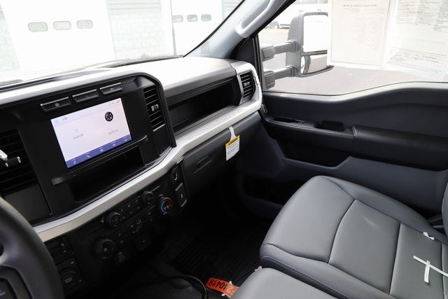 2024 Ford F-550 Chassis XL