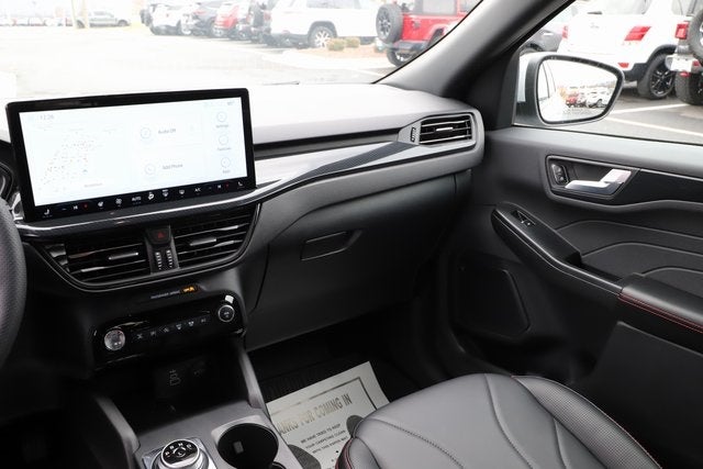 2025 Ford Escape ST-Line Elite