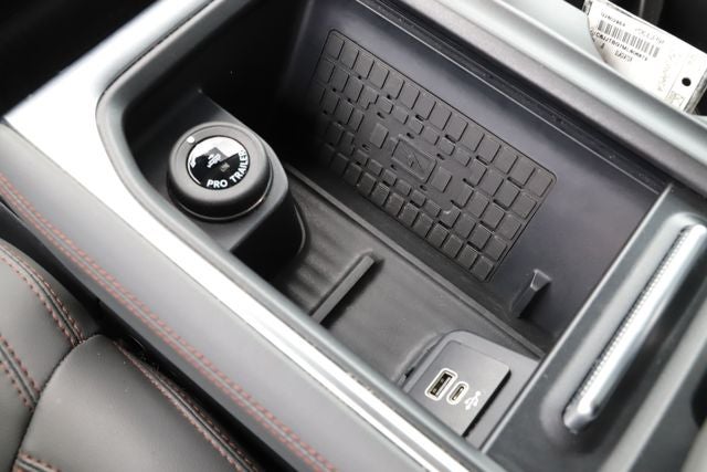 2025 Ford Expedition Active MAX