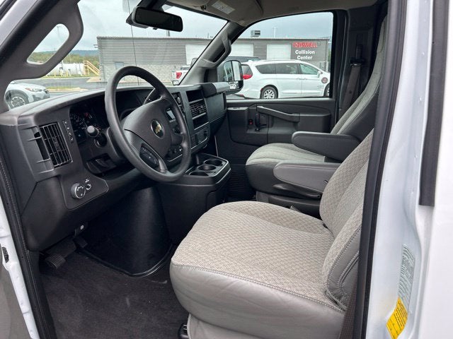 2025 Chevrolet Express Passenger RWD 3500 Extended Wheelbase LT