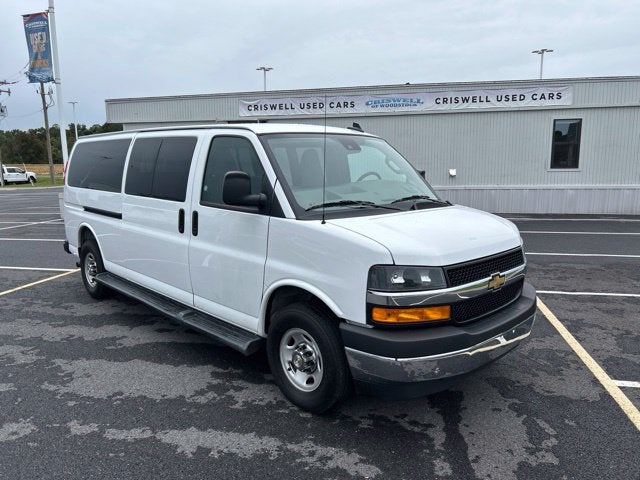 2025 Chevrolet Express Passenger RWD 3500 Extended Wheelbase LT