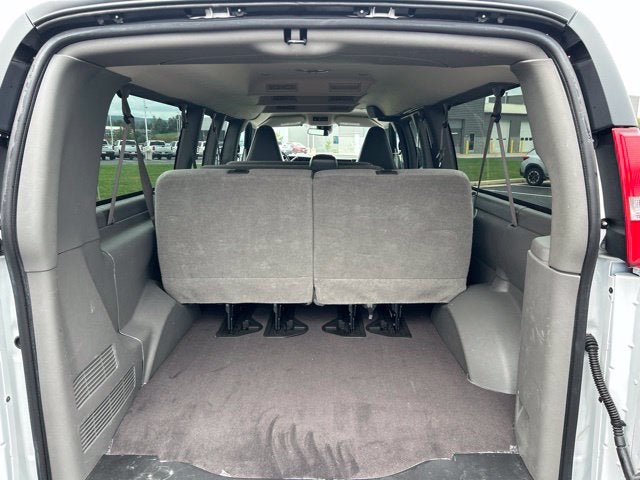2025 Chevrolet Express Passenger RWD 3500 Extended Wheelbase LT