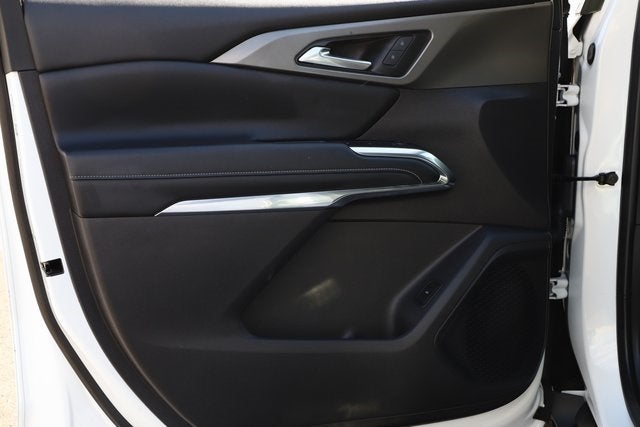 2025 Chevrolet Traverse FWD LT