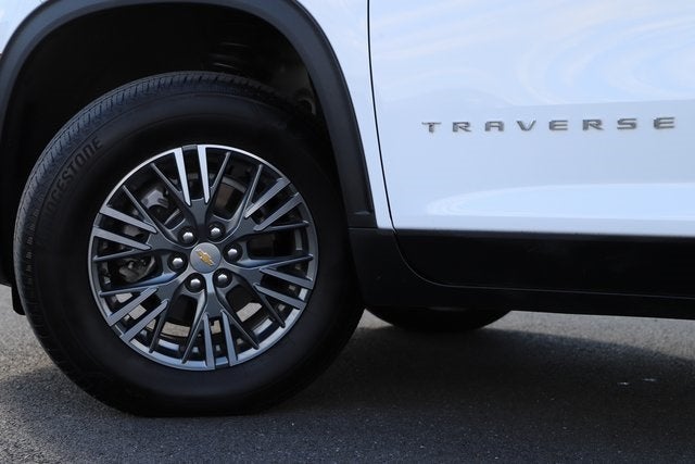 2025 Chevrolet Traverse FWD LT