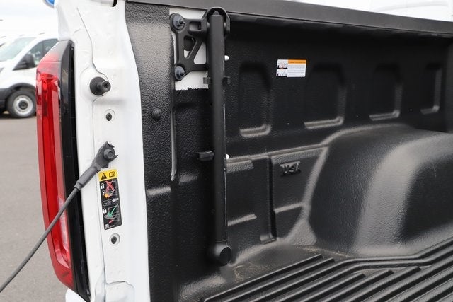 2025 GMC Sierra 1500 4WD Crew Cab Short Box SLT