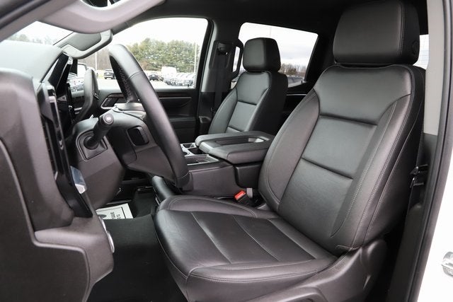 2025 GMC Sierra 1500 4WD Crew Cab Short Box SLT