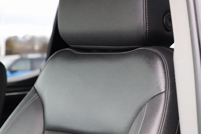 2025 GMC Sierra 1500 4WD Crew Cab Short Box SLT