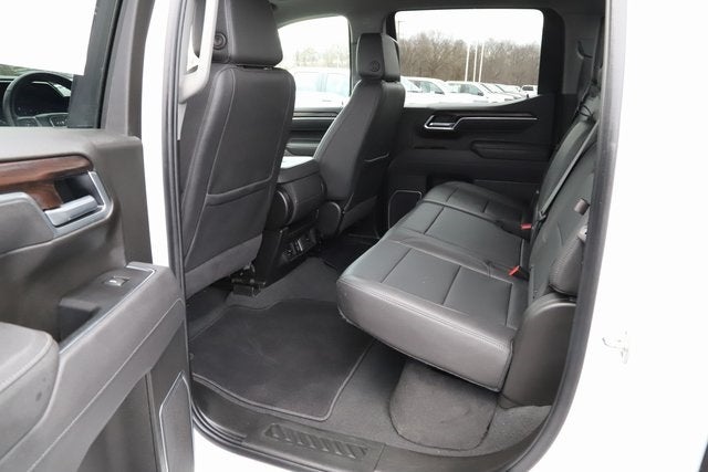 2025 GMC Sierra 1500 4WD Crew Cab Short Box SLT