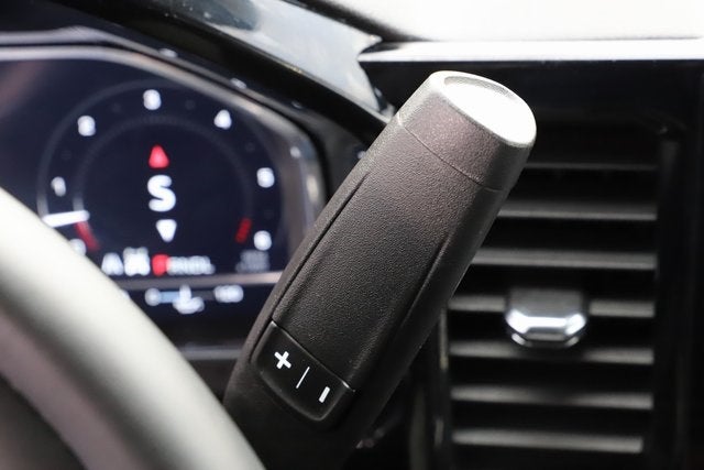 2025 GMC Sierra 1500 4WD Crew Cab Short Box SLT