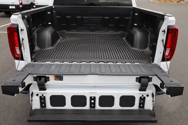 2025 GMC Sierra 1500 4WD Crew Cab Short Box SLT