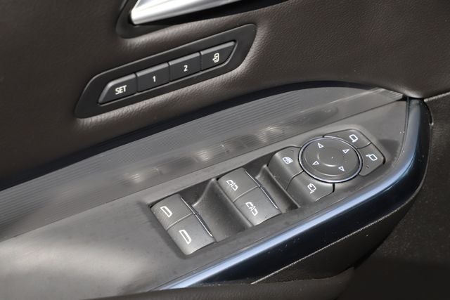 2025 Cadillac XT4 AWD Premium Luxury