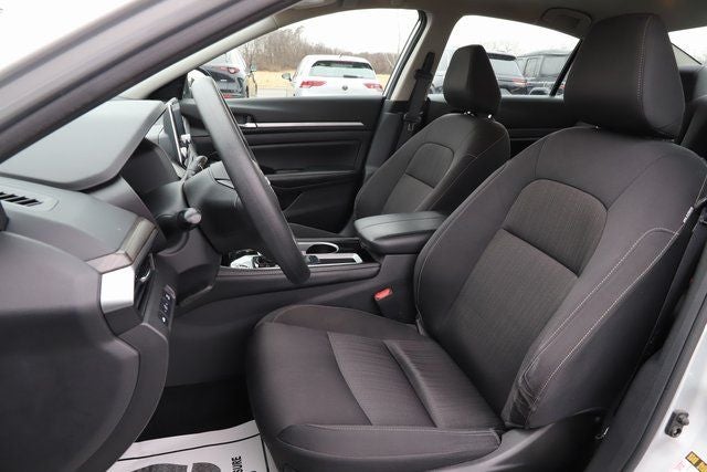 2023 Nissan Altima SV FWD