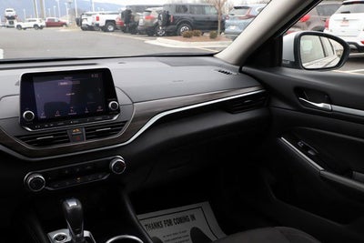 2023 Nissan Altima SV FWD