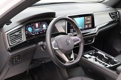 2025 Volkswagen Atlas Cross Sport 2.0T SE w/Technology