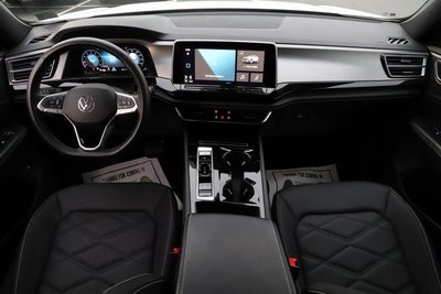 2025 Volkswagen Atlas Cross Sport 2.0T SE w/Technology