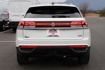 2025 Volkswagen Atlas Cross Sport 2.0T SE w/Technology