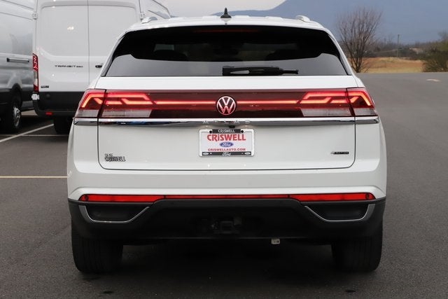 2025 Volkswagen Atlas Cross Sport 2.0T SE w/Technology