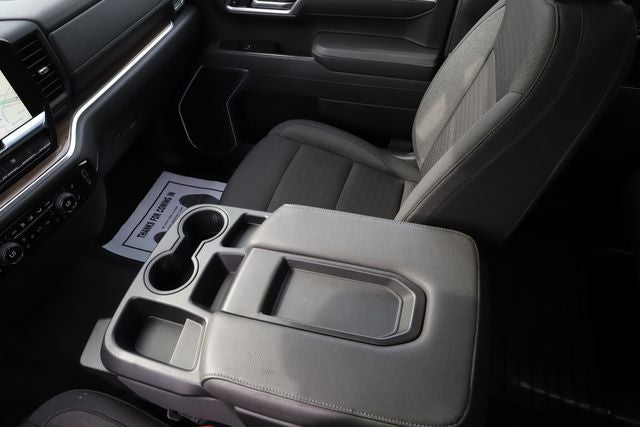 2026 Chevrolet Silverado 1500 4WD Crew Cab Standard Bed LT