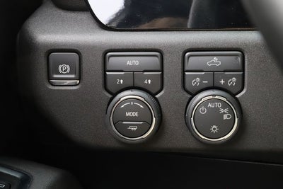 2026 Chevrolet Silverado 1500 4WD Crew Cab Standard Bed LT