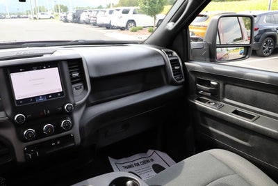 2024 RAM 3500 Tradesman Crew Cab 4x4 6'4' Box