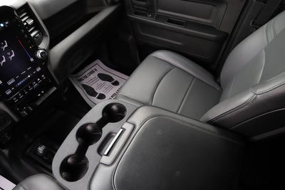 2024 RAM 3500 Tradesman Crew Cab 4x4 8' Box