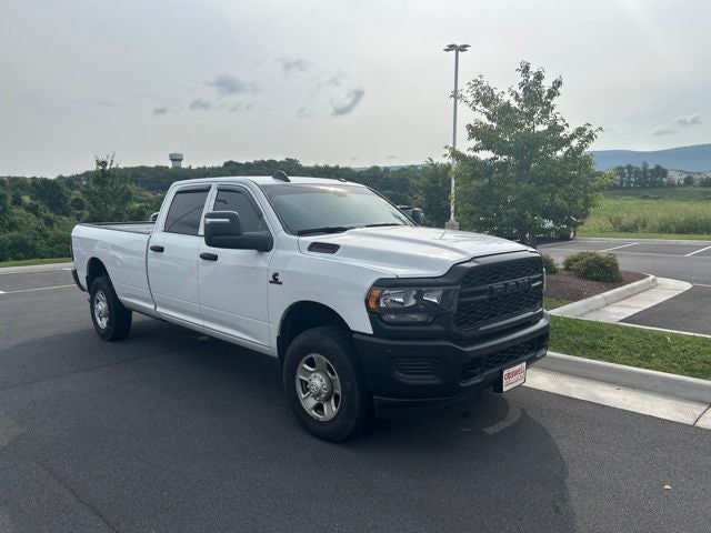 2024 RAM 3500 Tradesman Crew Cab 4x4 8' Box