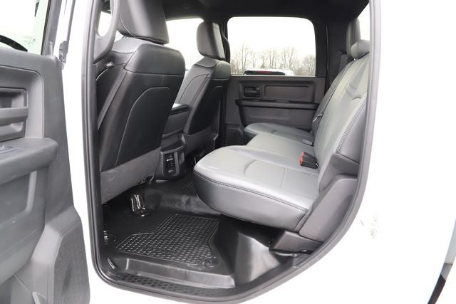 2024 RAM 3500 Tradesman Crew Cab 4x4 8' Box