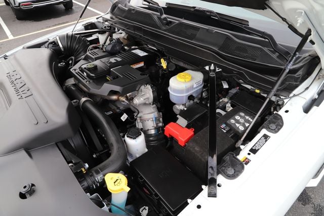 2024 RAM 3500 Tradesman Crew Cab 4x4 8' Box