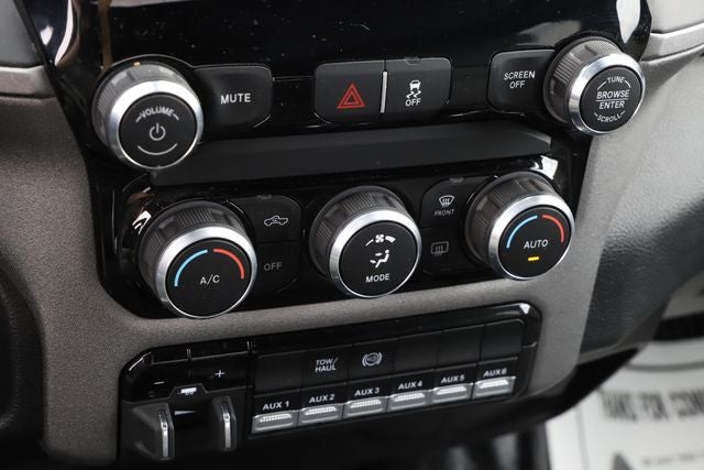 2024 RAM 3500 Tradesman Crew Cab 4x4 8' Box