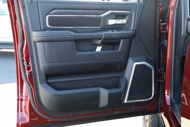 2024 RAM 2500 Laramie Crew Cab 4x4 6'4' Box