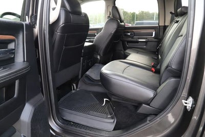 2017 RAM 2500 Laramie Crew Cab 4x4 6'4' Box