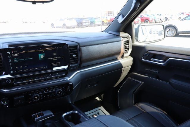 2023 Chevrolet Silverado 1500 4WD Crew Cab Short Bed High Country