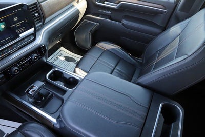 2023 Chevrolet Silverado 1500 4WD Crew Cab Short Bed High Country