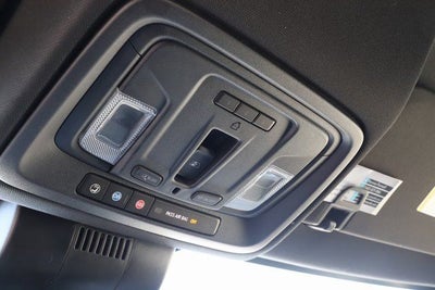 2023 Chevrolet Silverado 1500 4WD Crew Cab Short Bed High Country