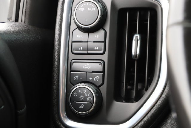 2020 Chevrolet Silverado 1500 4WD Crew Cab Short Bed LT