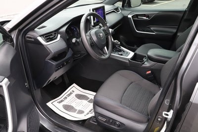 2023 Toyota RAV4 Hybrid SE